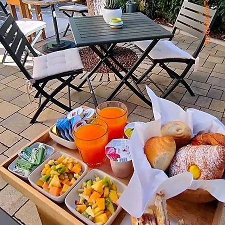 Alojamento de Acomodação e Pequeno-almoço Veronalago Accessibile Bussolengo