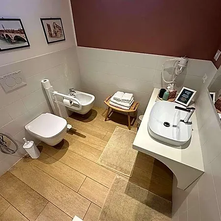 Couette-café Veronalago Accessibile 4*